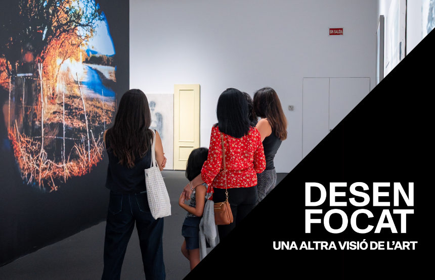 Activitat  de l'exposició desenfocat. una altra visió de l’art