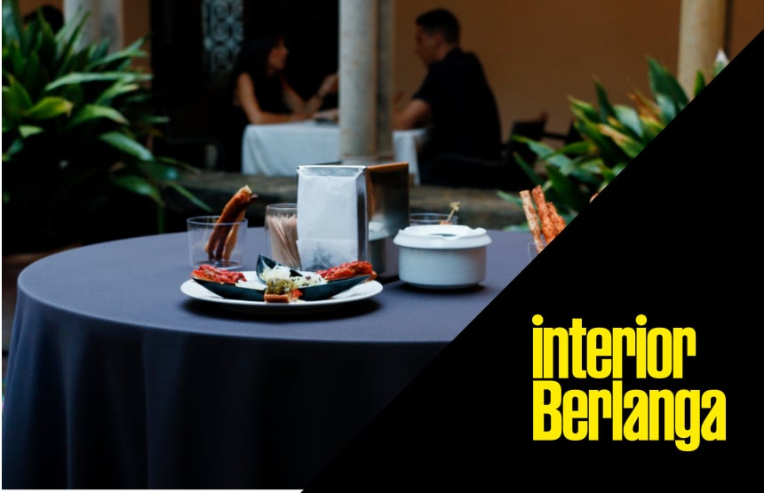 Actividad de la exposición interior berlanga. cine, vida y humor