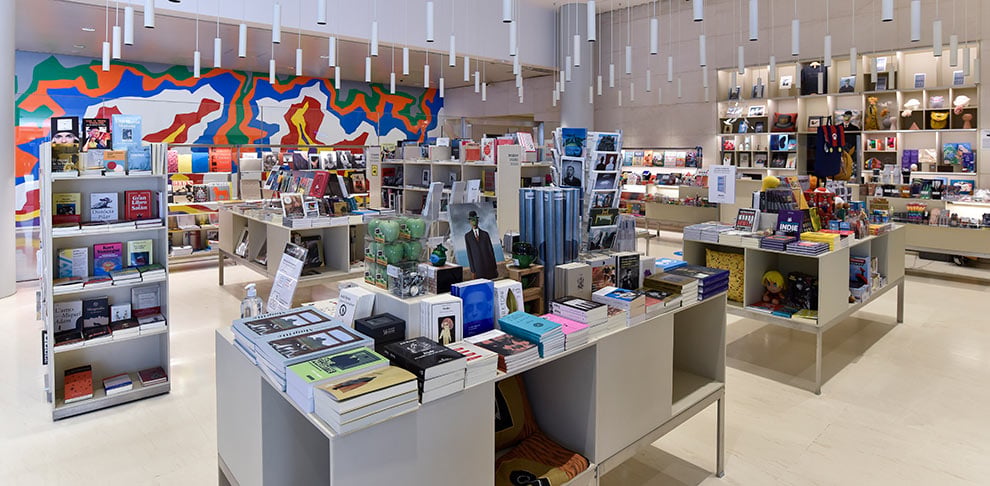 Interior de la botiga Laie