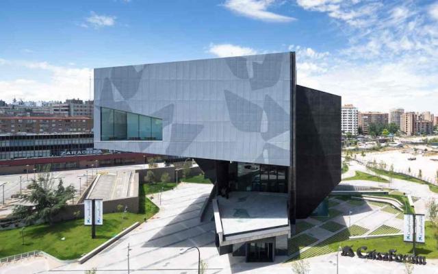 Visita dinamizada al edificio de CaixaForum Zaragoza