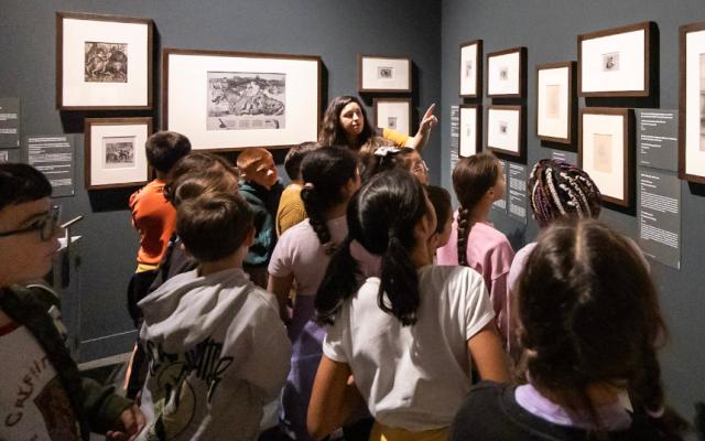 Visita dinamizada a “Los mundos de Alicia. Soñar el país de las maravillas”