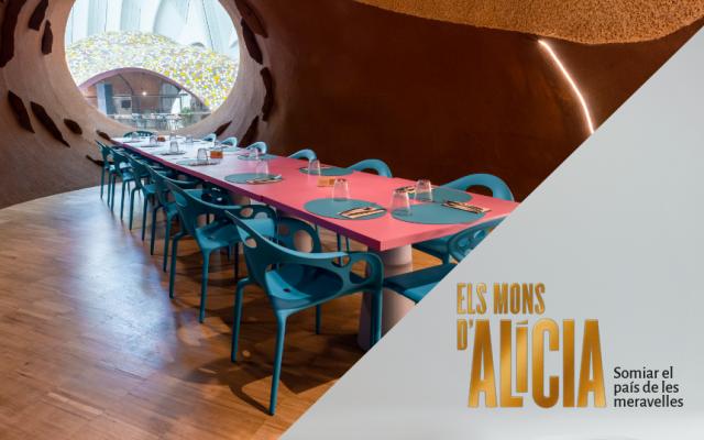 PACK: Visita lliure i menú temàtic a “Els mons d’Alícia”