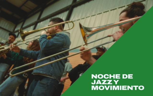 Escuchando jazz