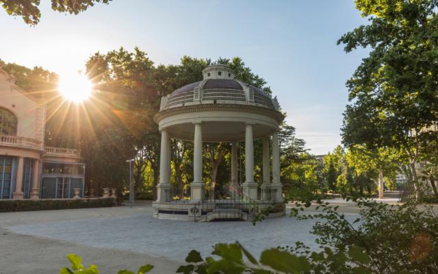 Activitat  de l'exposició la botánica en el arte. las plantas en las colecciones del museo del prado i del cicle cartografías del mundo vegetal. entre el arte, la ciencia y la experiencia